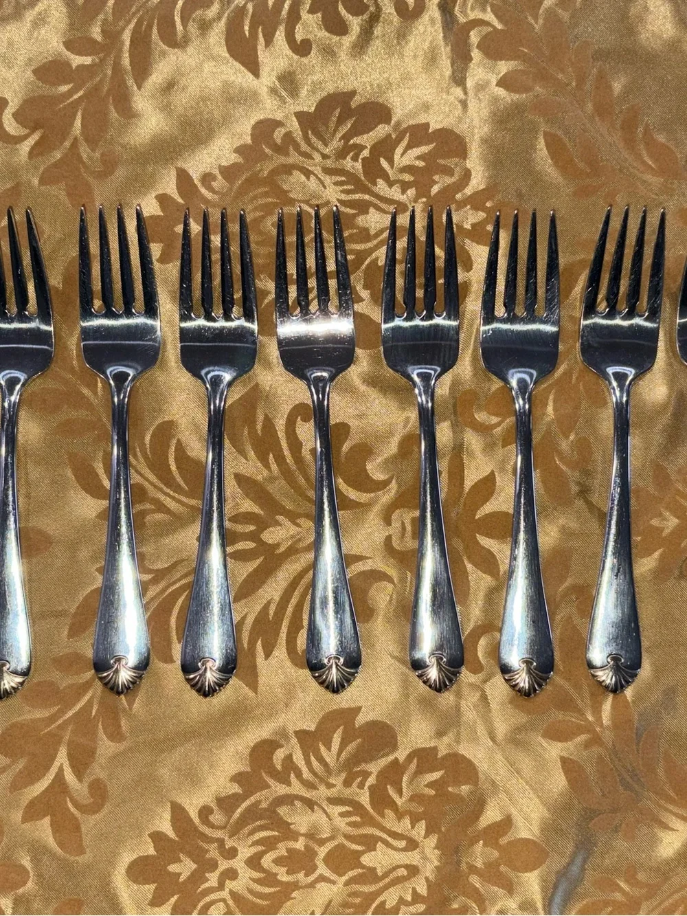 Royal Prestige 18/8 Stainless Flatware Set 65+ Pc w/ Wallace Cherrywood Case